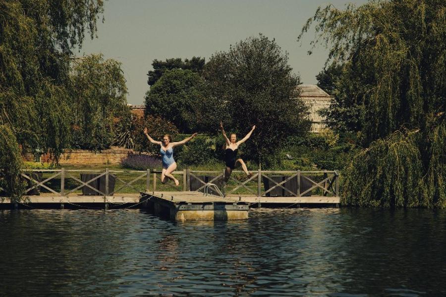 Fritton Lake Retreats 外观 照片